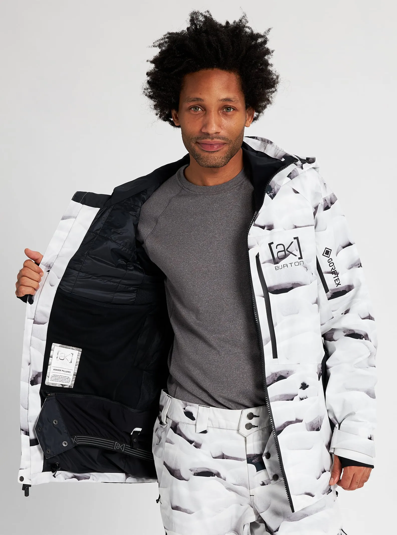 [ak] GORE-TEX Swash Snowboard Jacket 2022