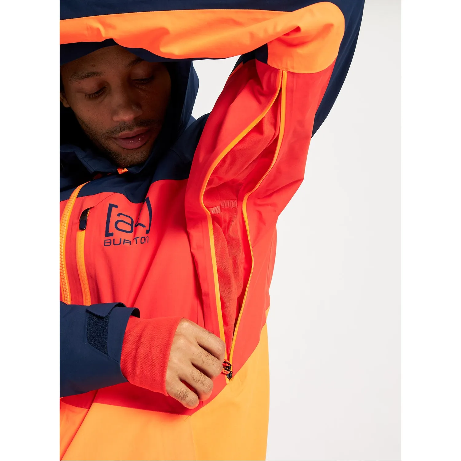 [ak] GORE-TEX Swash Snowboard Jacket 2022