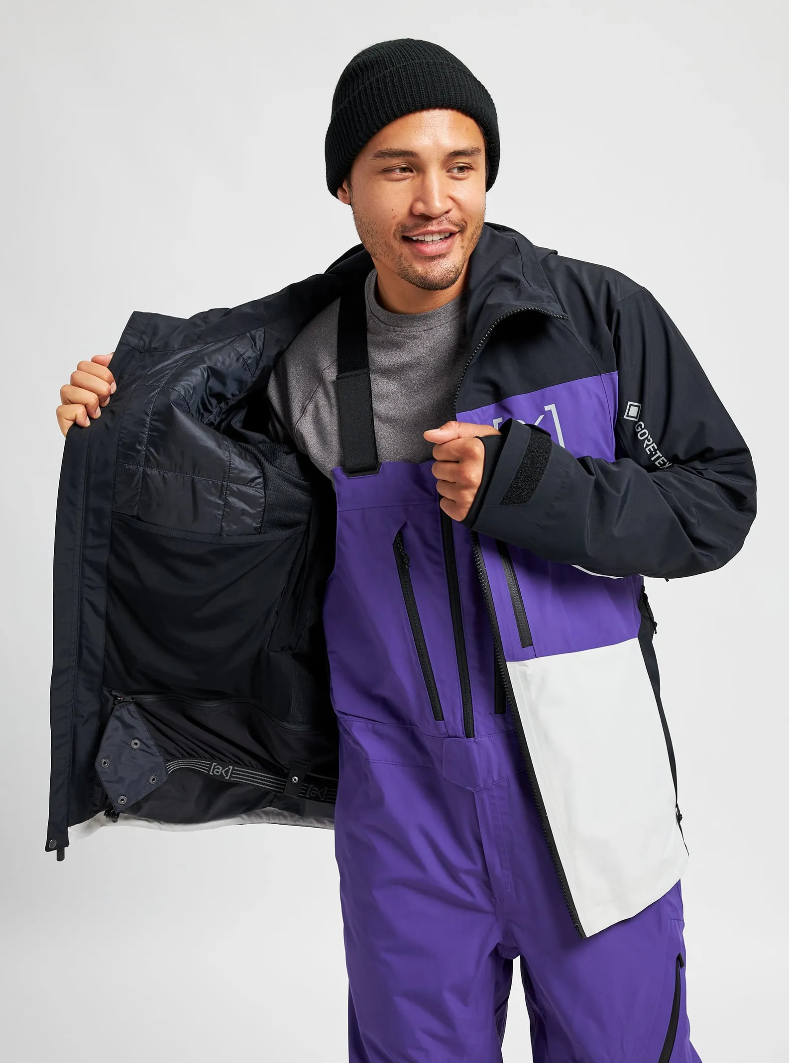 [ak] GORE-TEX Swash Snowboard Jacket 2022