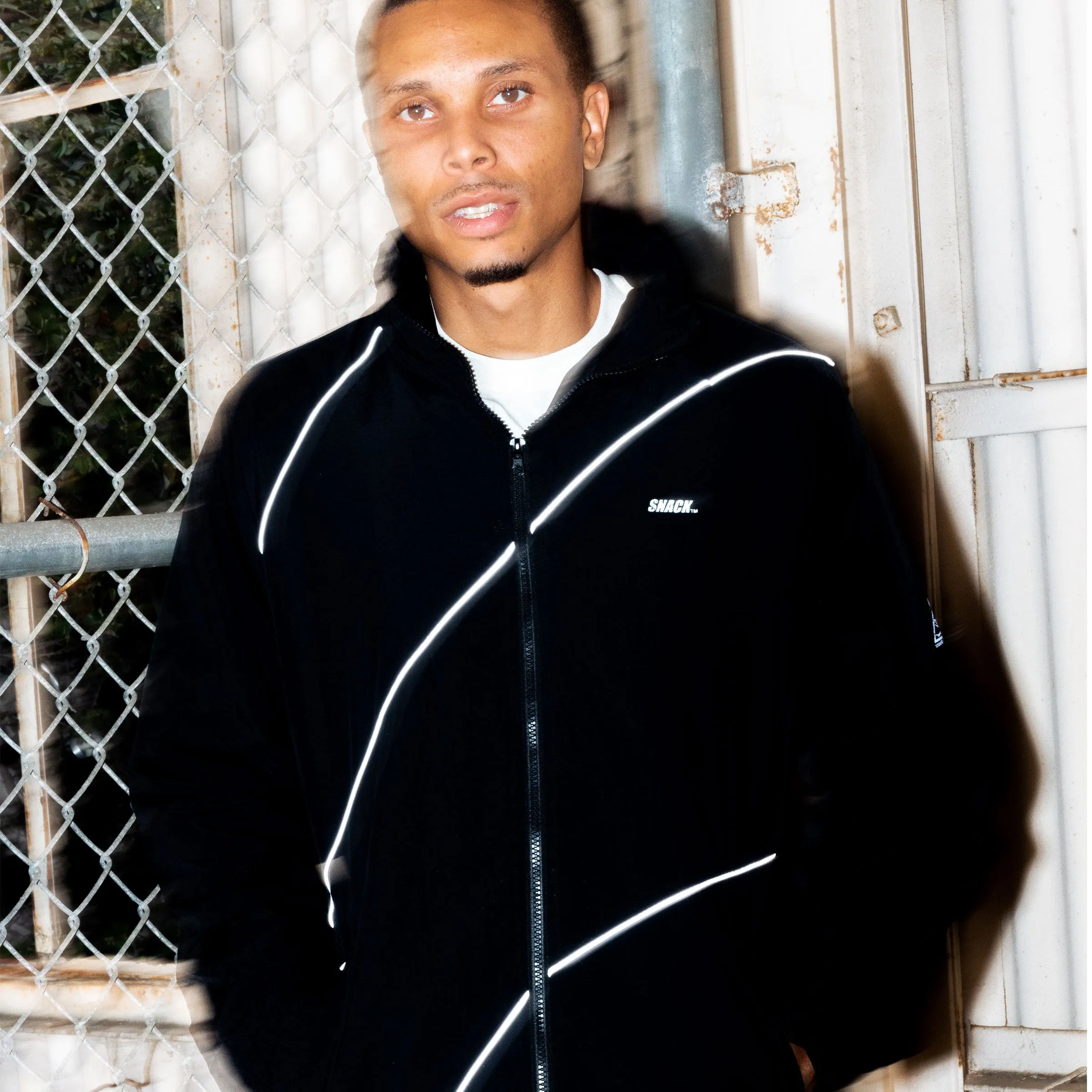 ALIVE WAVE JACKET - BLACK/REFLECTIVE