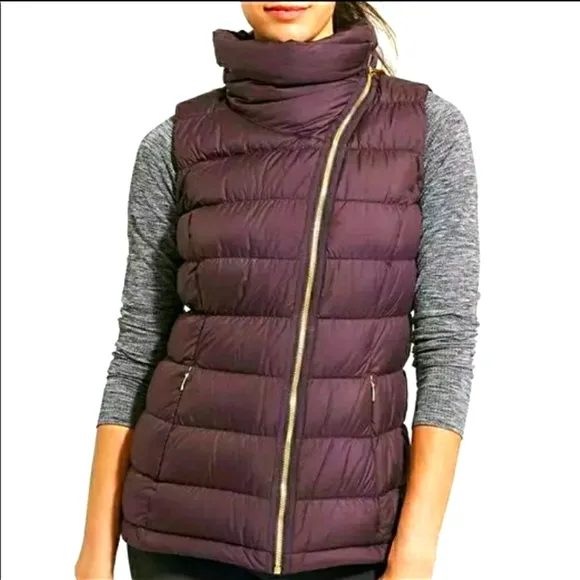 Athleta Downabout Asymmetrical Zip Puffer Down Vest XXS
