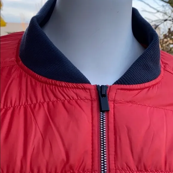 Athleta Utility Quilted Bright Puffer Jacket Red Small