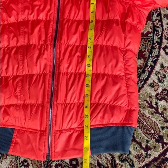 Athleta Utility Quilted Bright Puffer Jacket Red Small