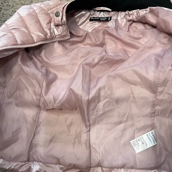 Blanc noir Women Pink metallic puffer Lightweight jacket size XS‎