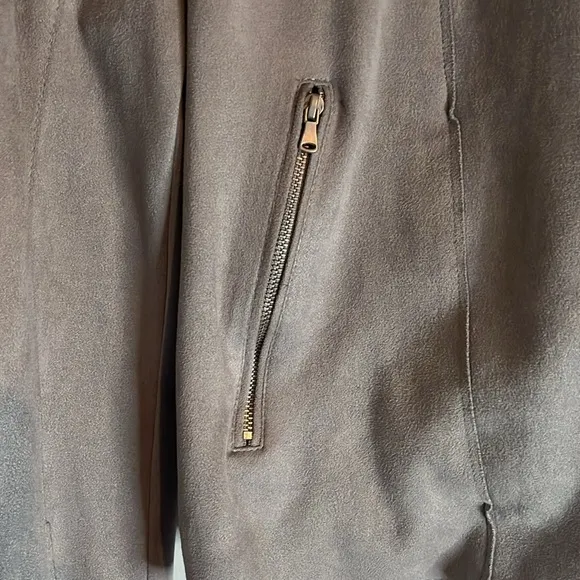 BlankNYC | Vapor Gray Faux Suede Asymmetrical Moto Bomber Jacket Size Medium