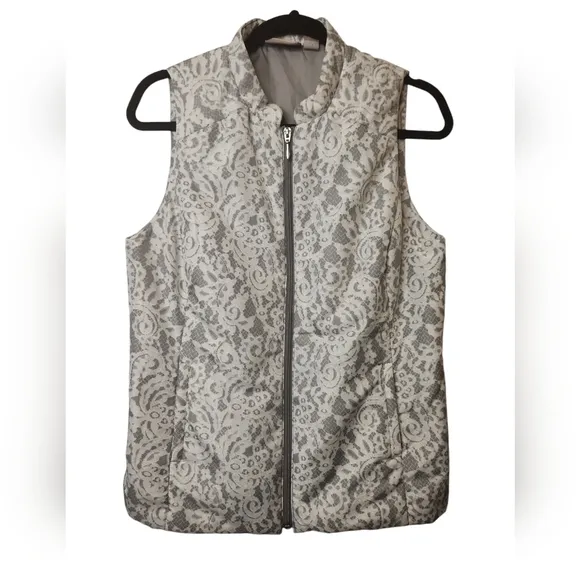 Chico's Women's Gray White Silky Paisley Lightweight Puffer Vest Size 0