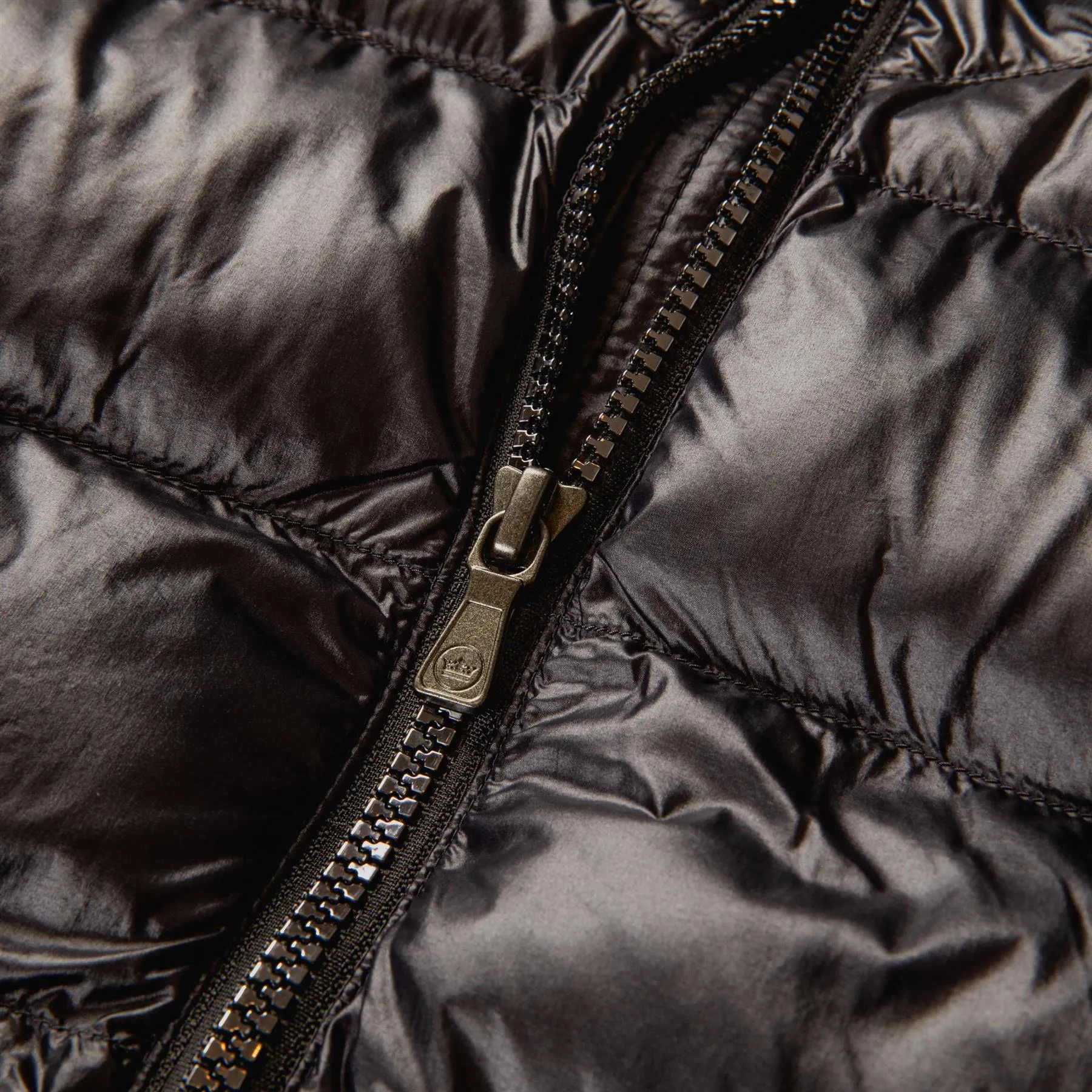 Chiron Hooded Vest Black