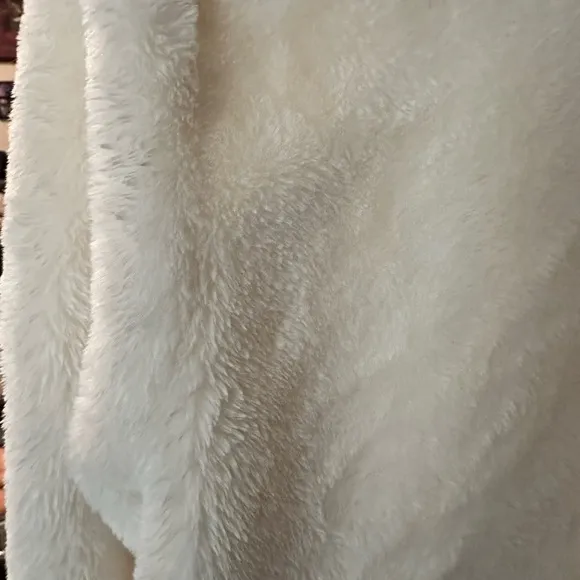 Disney Faux fur Bomber Jacket EUC! Medium