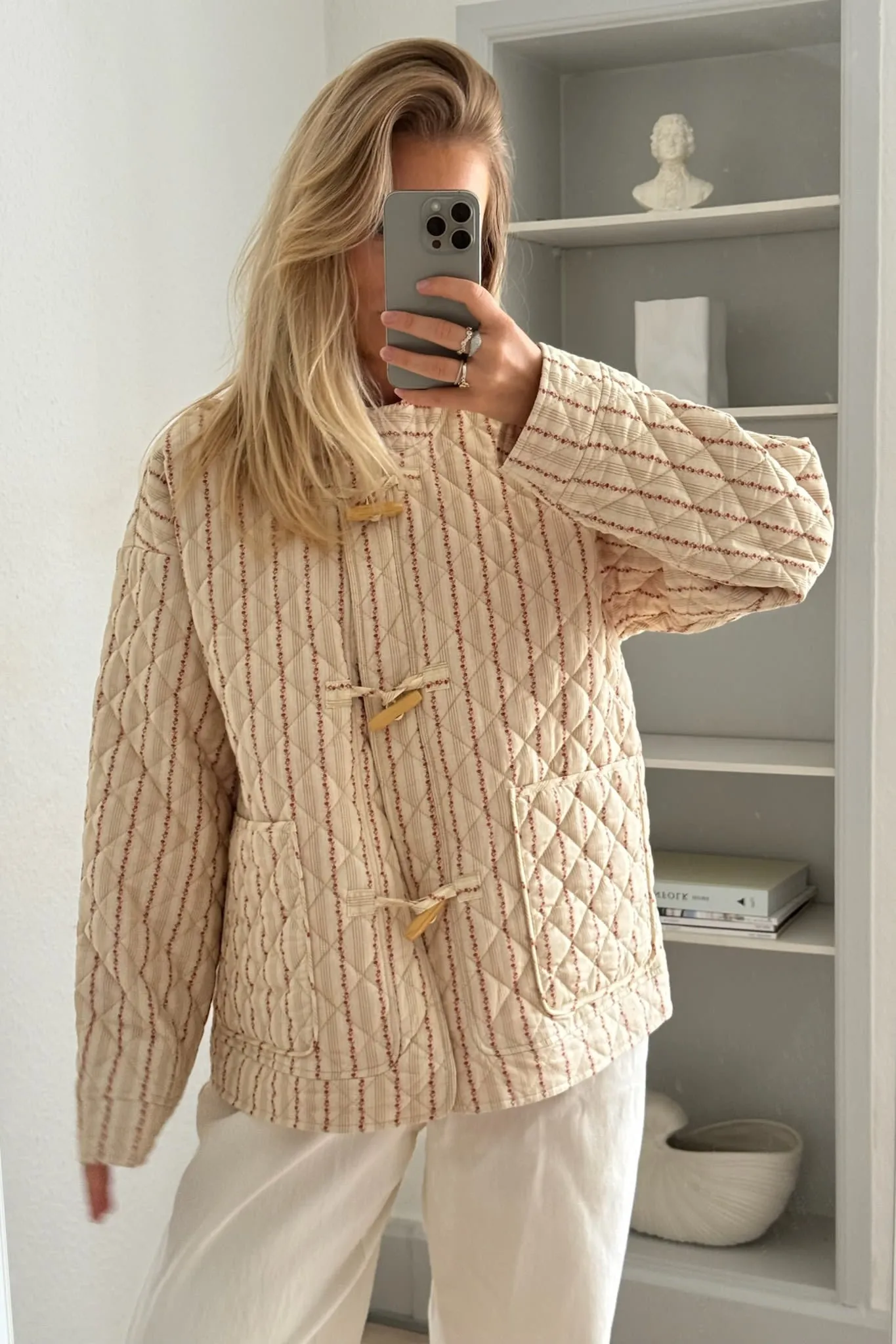 EmmaIC Quilted Jakke - Beige Rød Blomster Striber