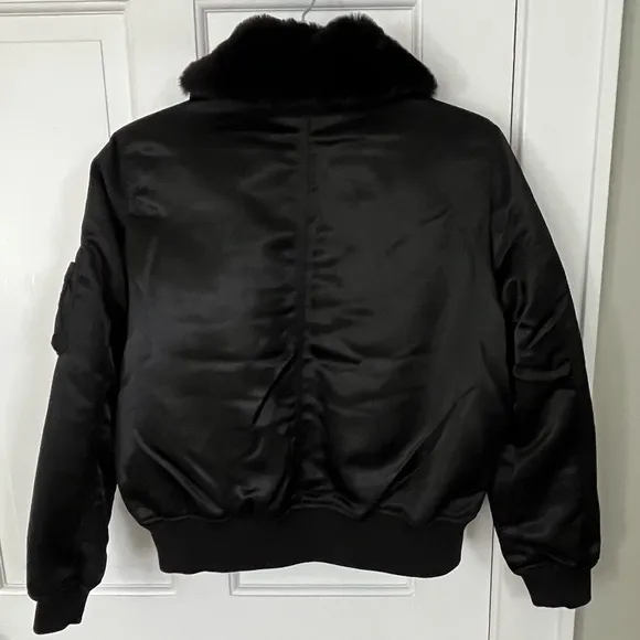 Gap Black Satin Bomber w/ Faux Fur Lining women’s Size S Gorpcore Streetwear New