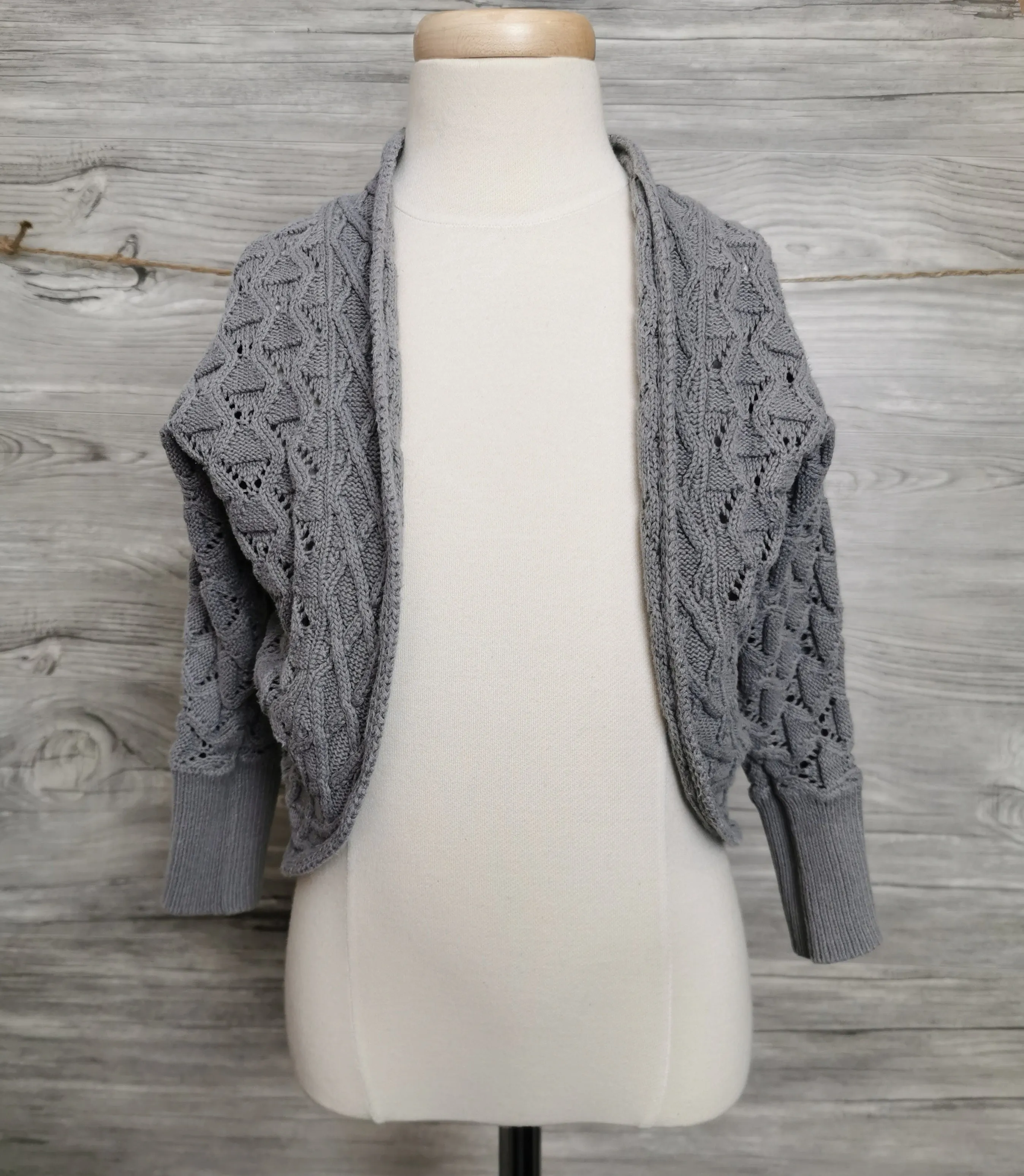 GIRL SIZE 5 YEARS - Baby GAP, Knit Shrug Sweater EUC B41