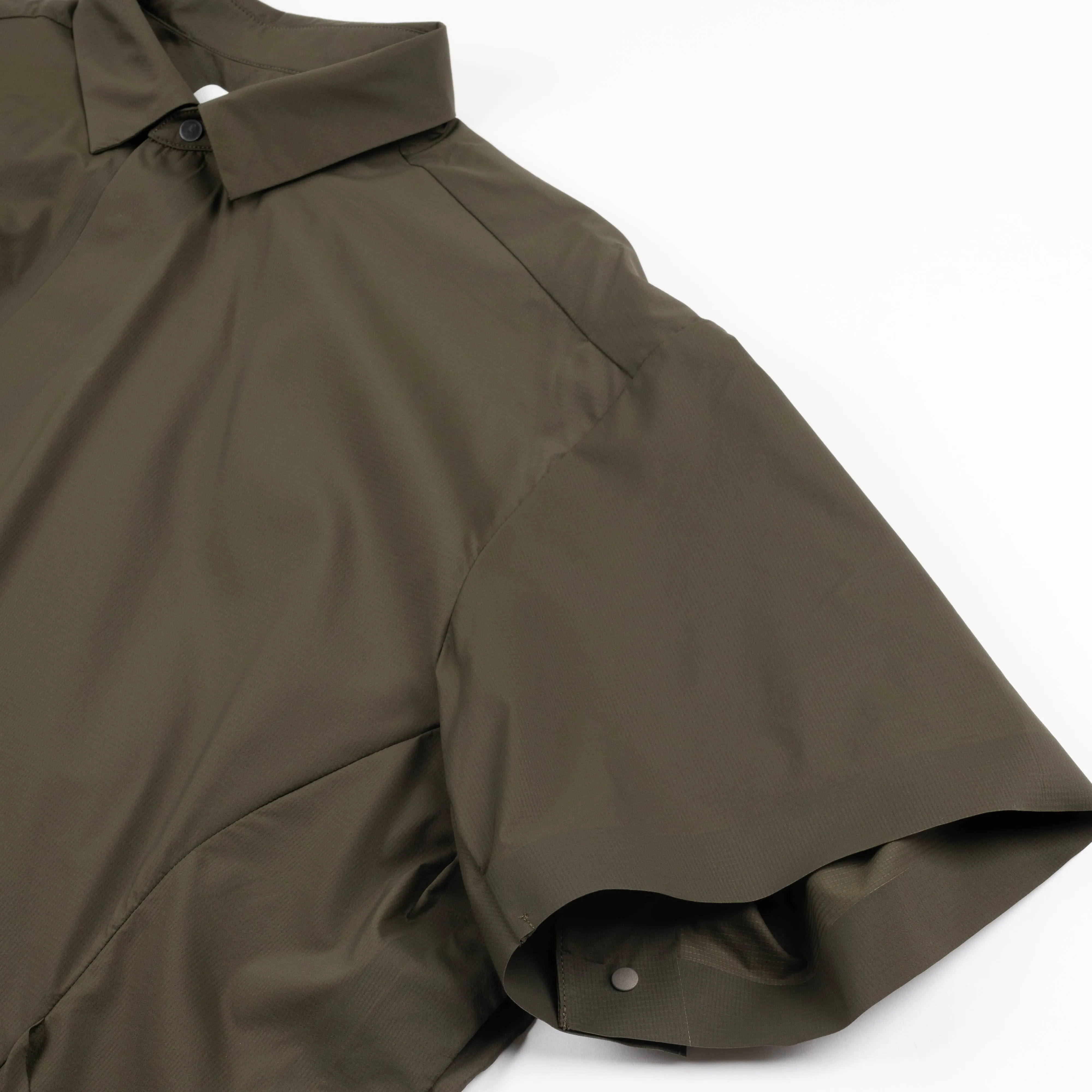 Goldwin 0 Wind Shirt Leaf GZ54102