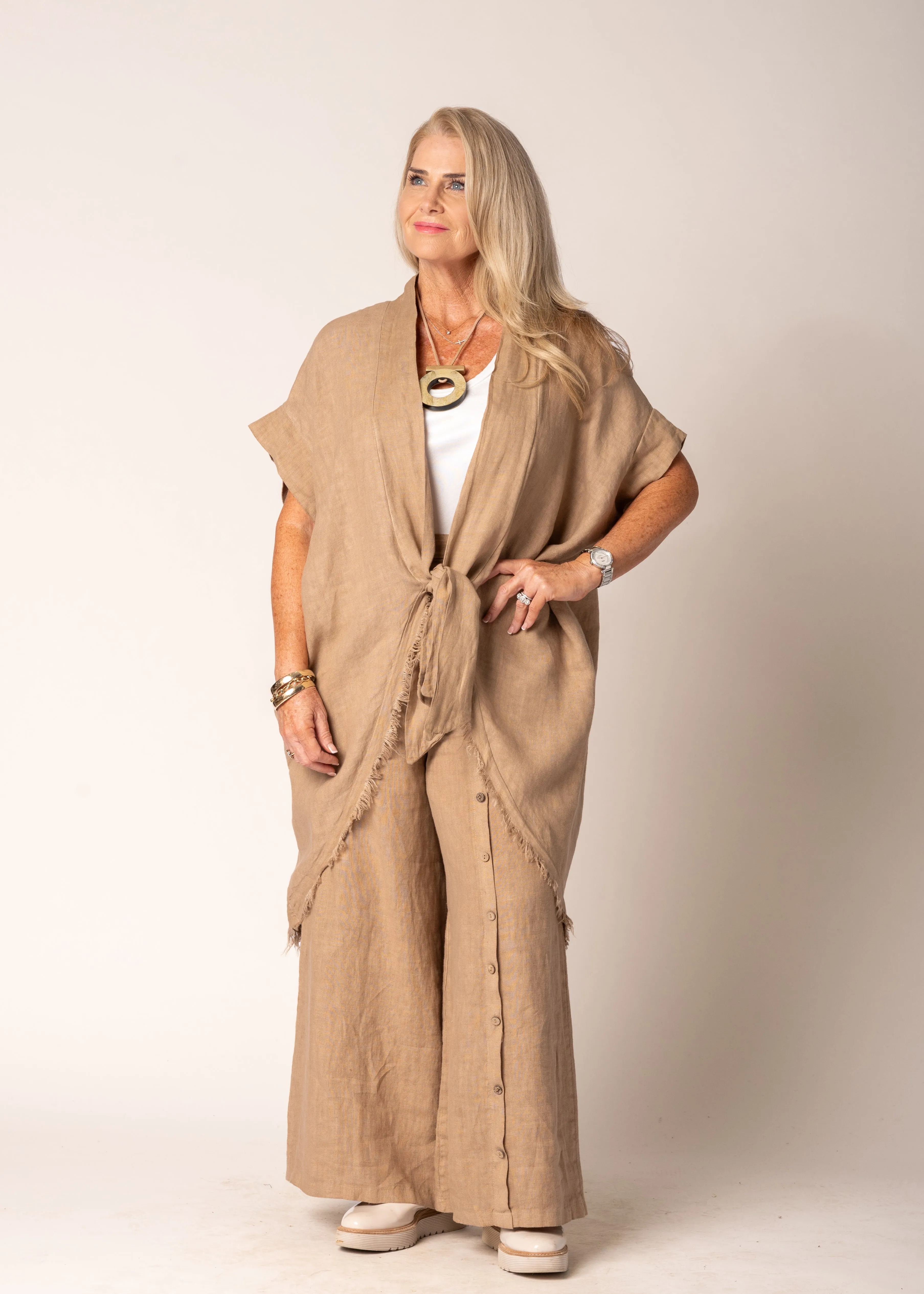 Hayley Linen Jacket in Desert