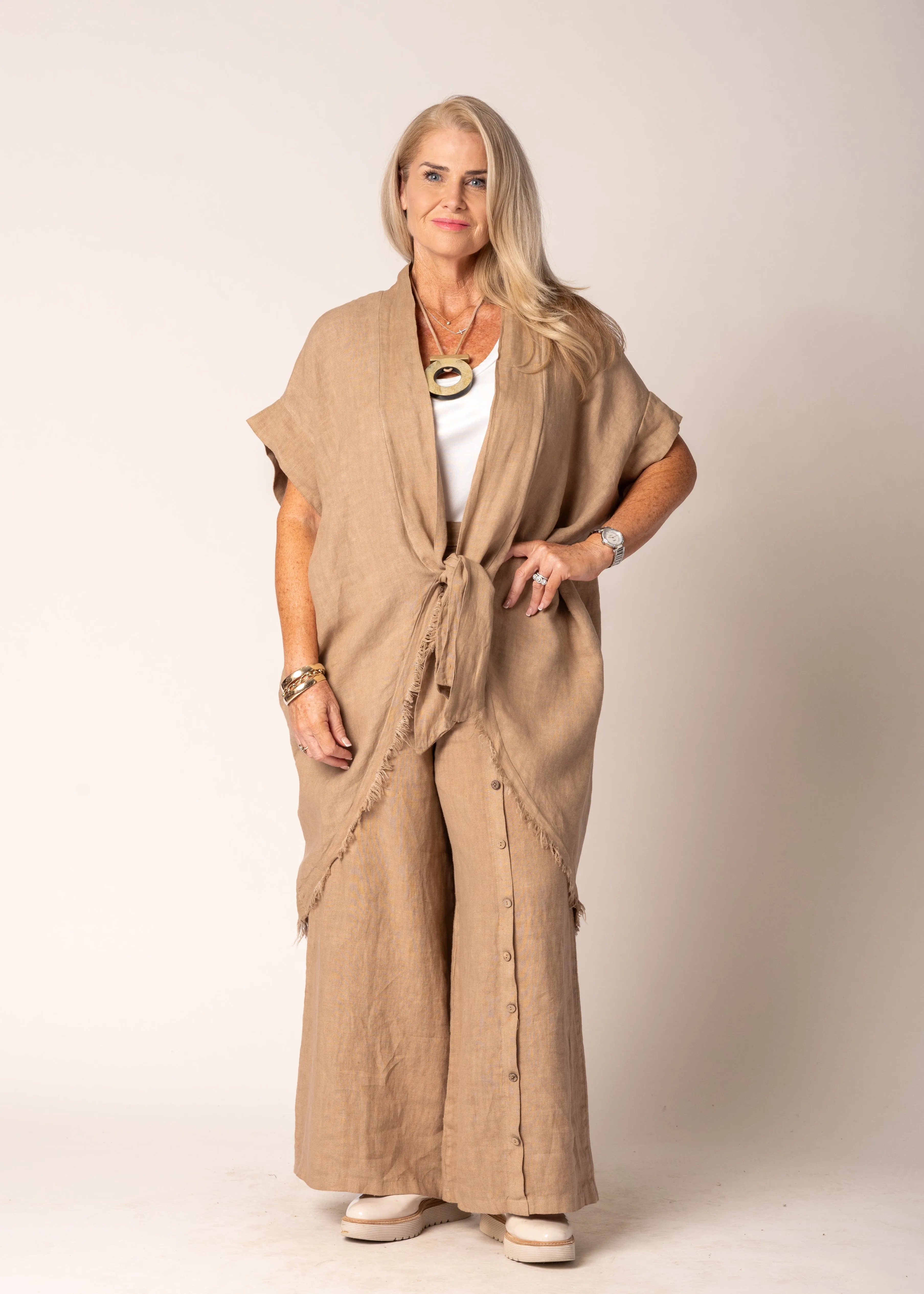 Hayley Linen Jacket in Desert