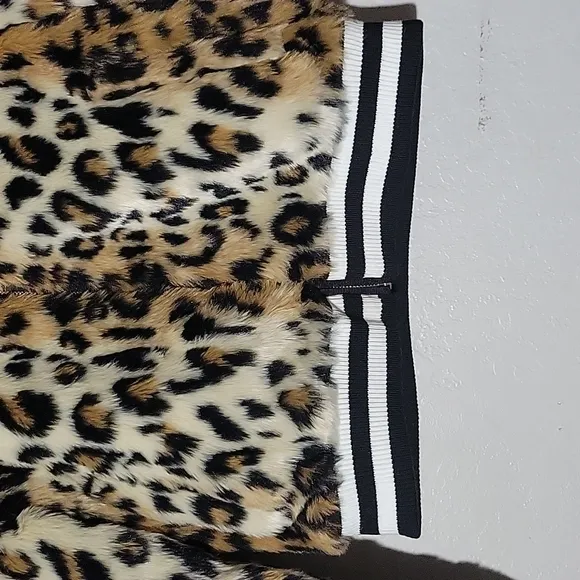 JACK BY BB DAKOTA Faux Fur Bomber Jacket XS