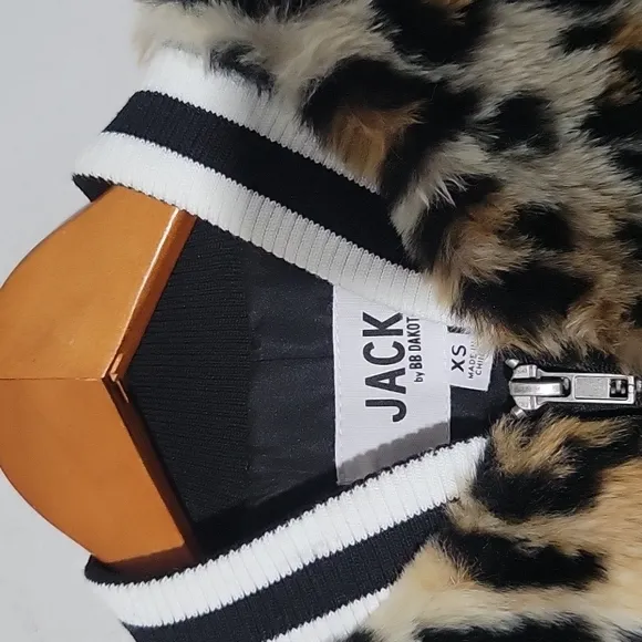 JACK BY BB DAKOTA Faux Fur Bomber Jacket XS