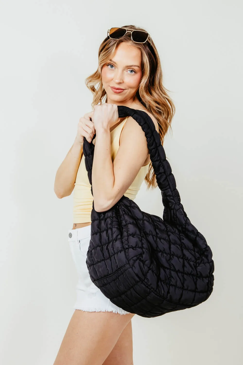 Large Carryall Quilted Puffer Bag for Women in Black | QBS320125-BLACK