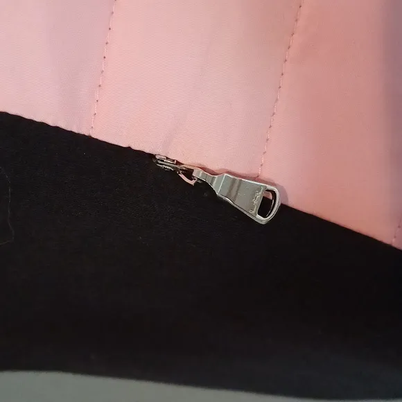 Lauren Ralph Lauren Black &amp; Pink Puffer lightweight crest jacket PS