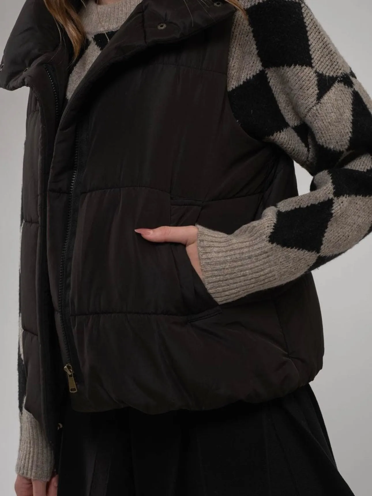 Must Have Puffer Vest: Black