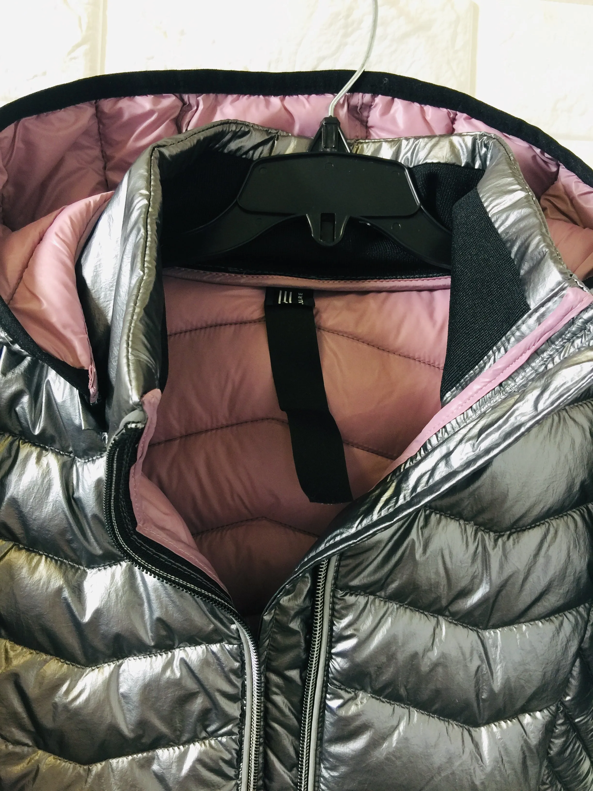 New Noize Claire-M-G Long-Length Puffer (Kids) (Girls) Silver with light Pink lining! Keeps you warm without the bulk, Sz 10! Retails $125 