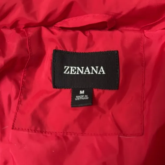 NWOT Zenana Red Zip Front Puffer Jacket Size Medium.