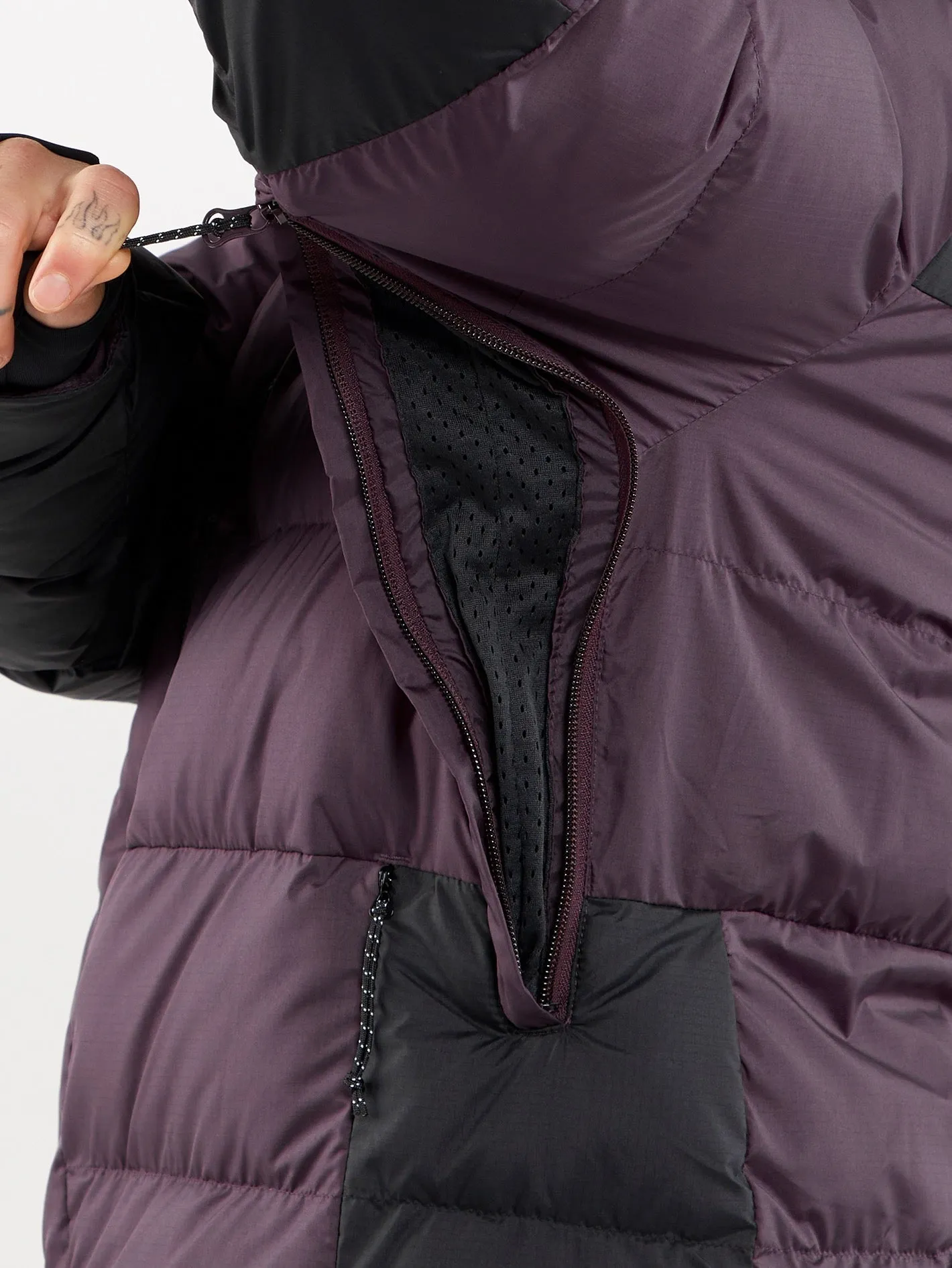 Puffleup Jacket - BLACKBERRY