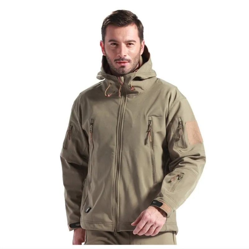 Softshell Camouflage Outdoor Jacket For Men