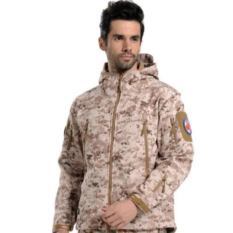 Softshell Camouflage Outdoor Jacket For Men