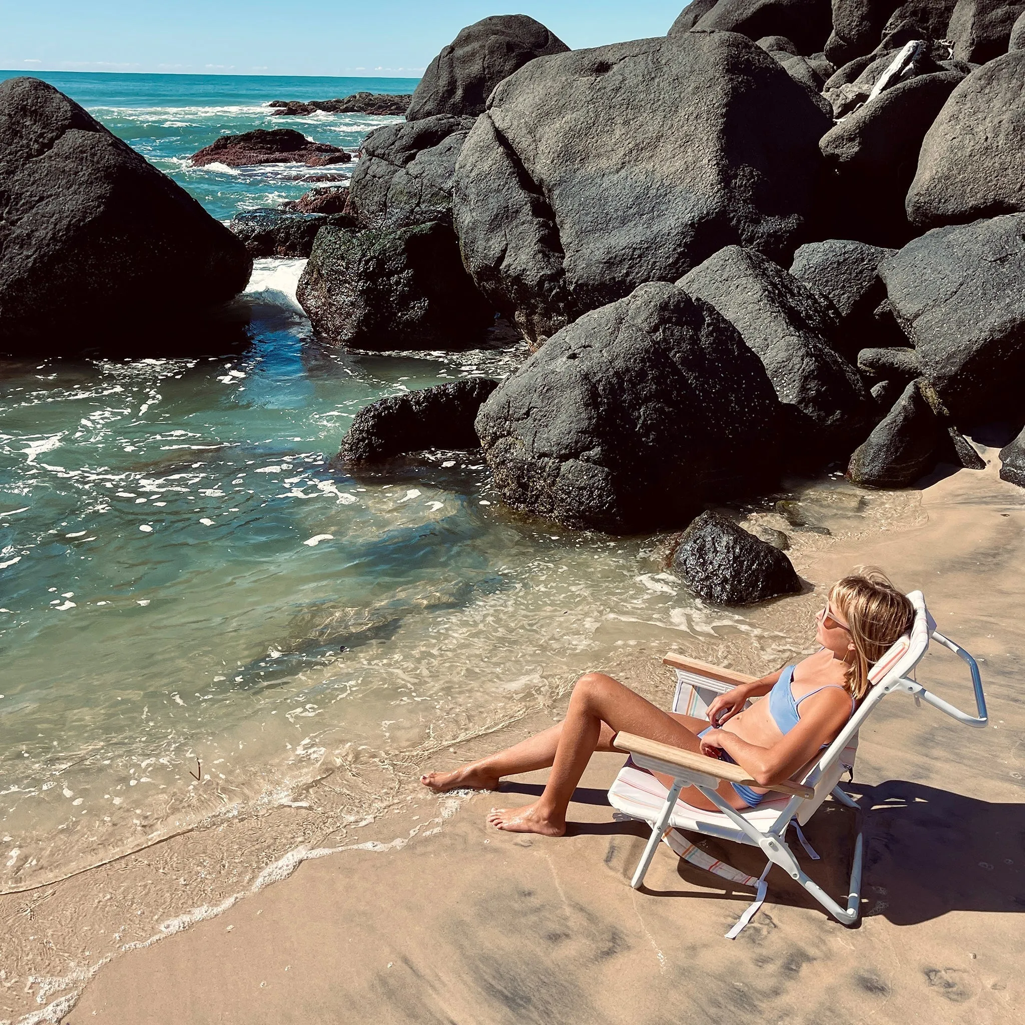 SUNNYLiFE Luxe Beach Chair Rio Sun Multi Stripe
