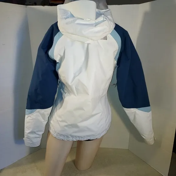 The North Face HyVent 2 in 1 jacket size S