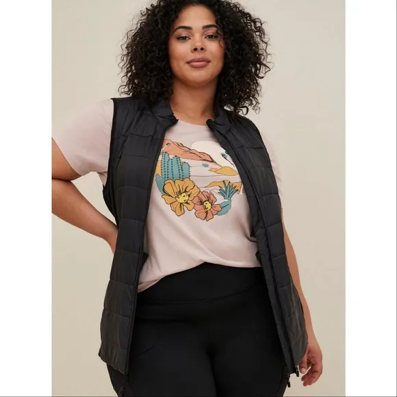 Torrid NWT Happy Camper Puffer Vest - Black