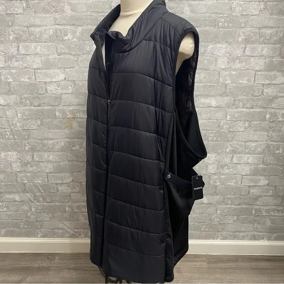 Torrid NWT Happy Camper Puffer Vest - Black