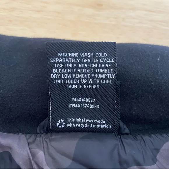 Torrid NWT Happy Camper Puffer Vest - Black
