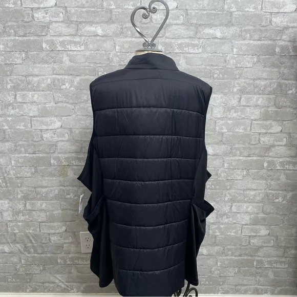Torrid NWT Happy Camper Puffer Vest - Black