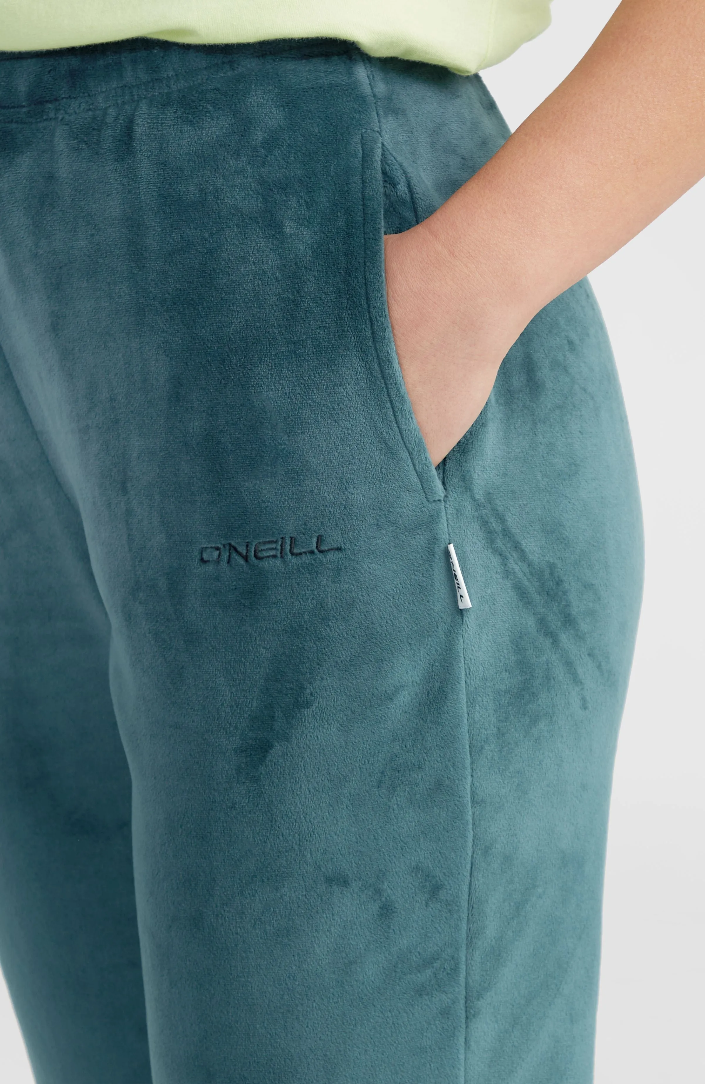 Velour Jogginghose | Alma Steel