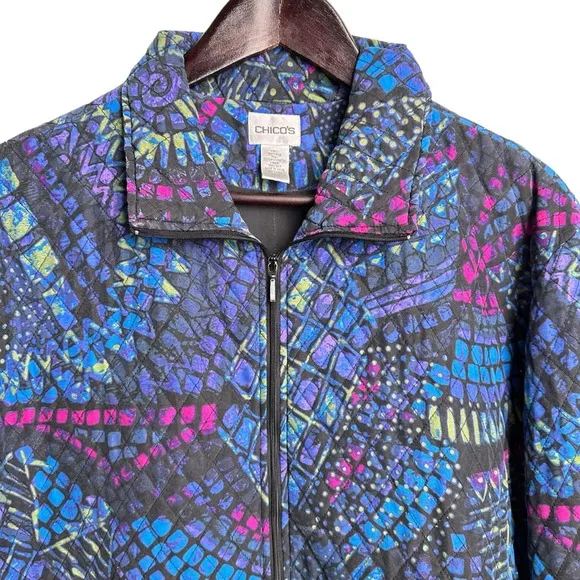 Vintage Chico's Size 2 Silk Quilted Puffer Jacket Geometric 90s Lightweight