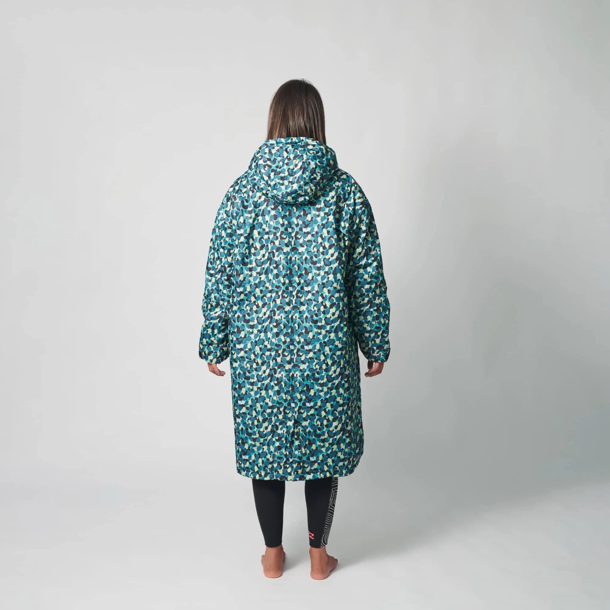VOITED 2nd Edition Outdoor Change Robe & Drycoat for Surfing, Camping, Vanlife & Wild Swimming - An Tracks