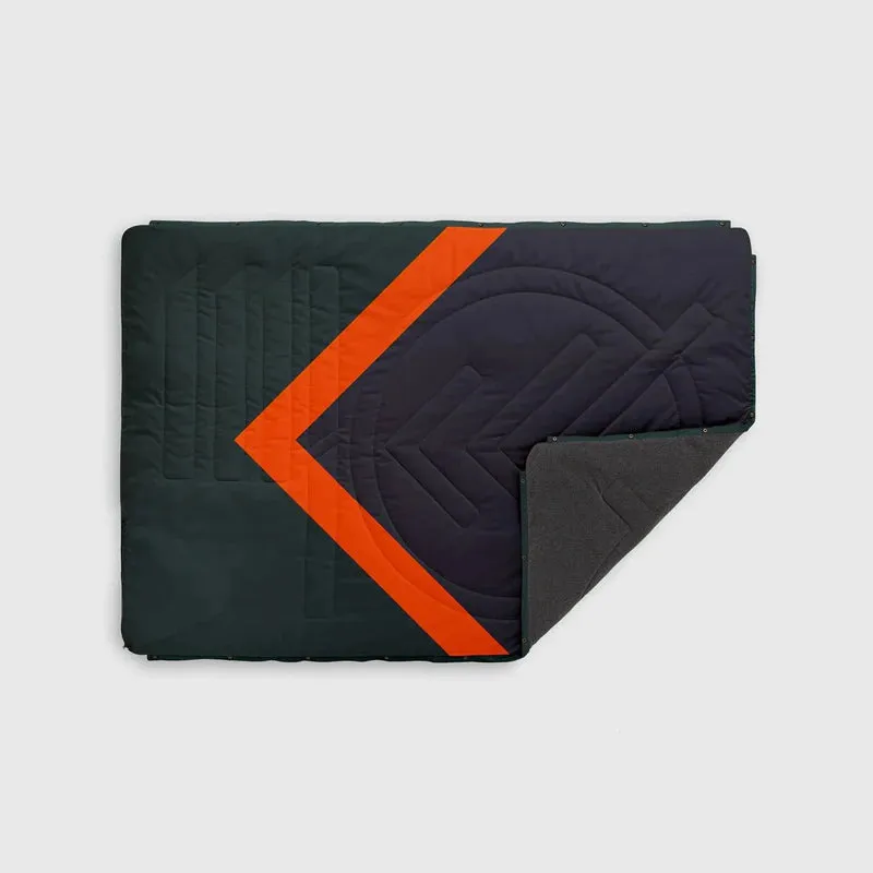 Voited Fleece Outdoor Blanket