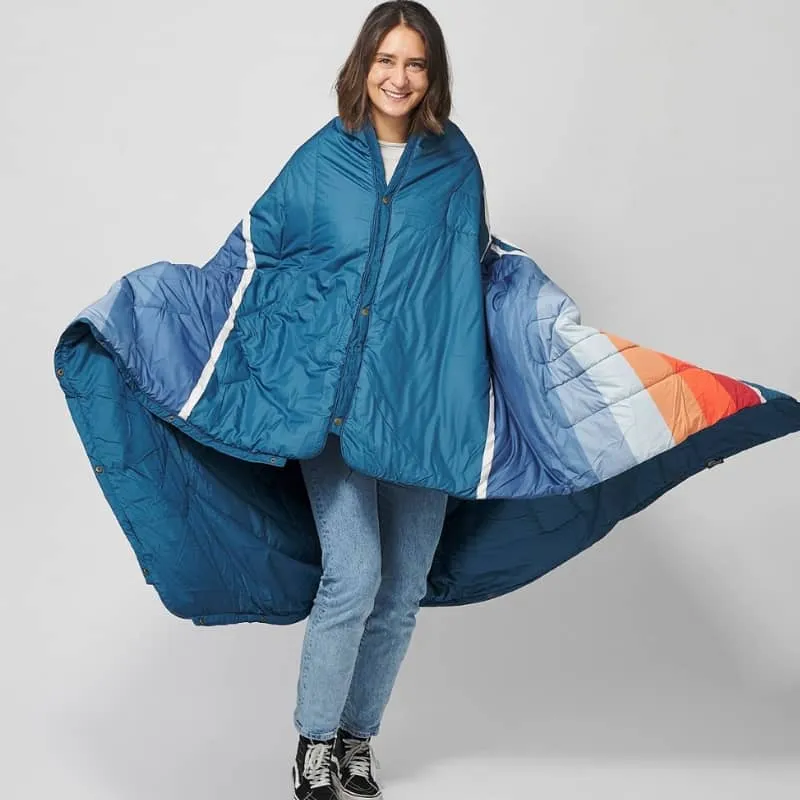 Voited Fleece Outdoor Blanket