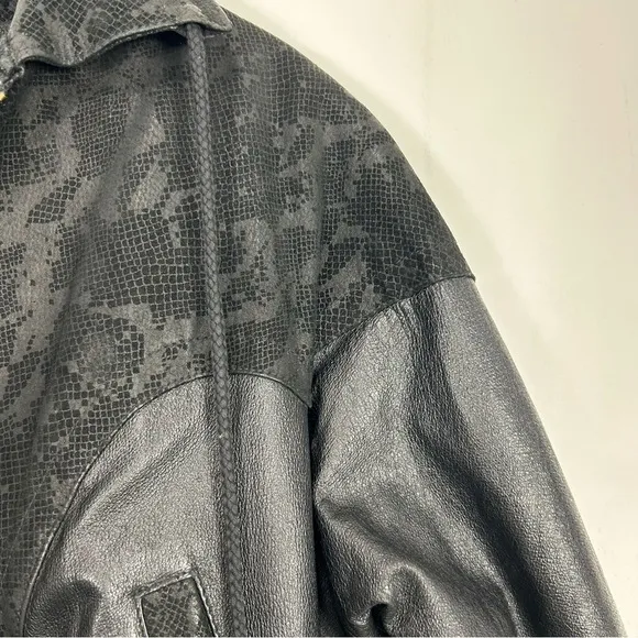 WILSONS LEATHER black leather bomber jacket
