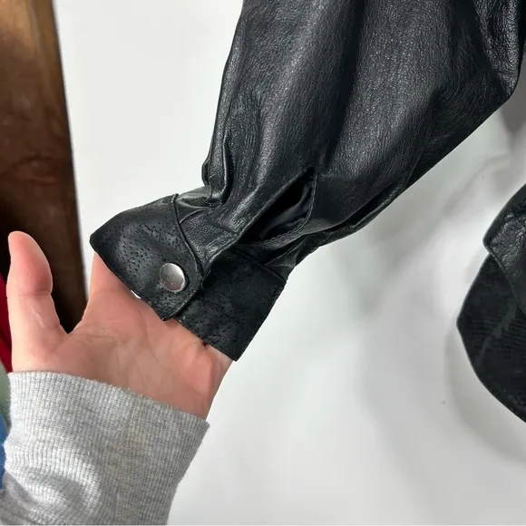 WILSONS LEATHER black leather bomber jacket